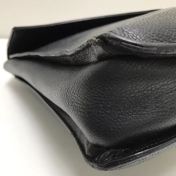 Chanel caviar leather attaché briefcase w/Keys - Picture 4 of 12